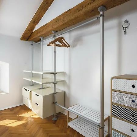 Urban Loft Marafor פורץ